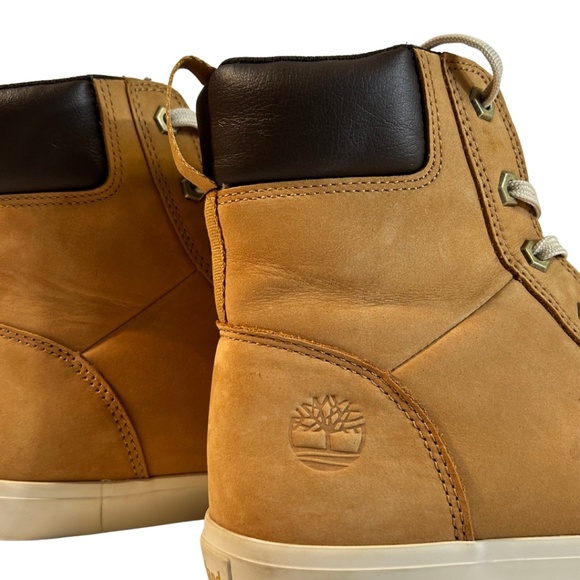 Timberland Skyla Bay Boot, Nubuck, Size: 8.5 - Picture 3 of 9